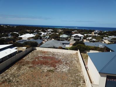 37 Birdwood, Hopetoun WA 6348