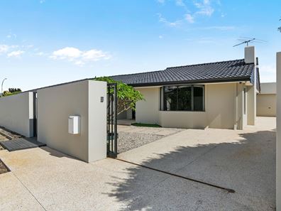 6 Ibis Street, Stirling WA 6021