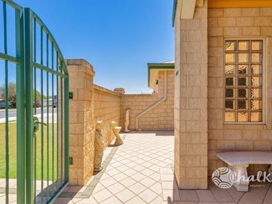 166 Penguin Road, Safety Bay WA 6169