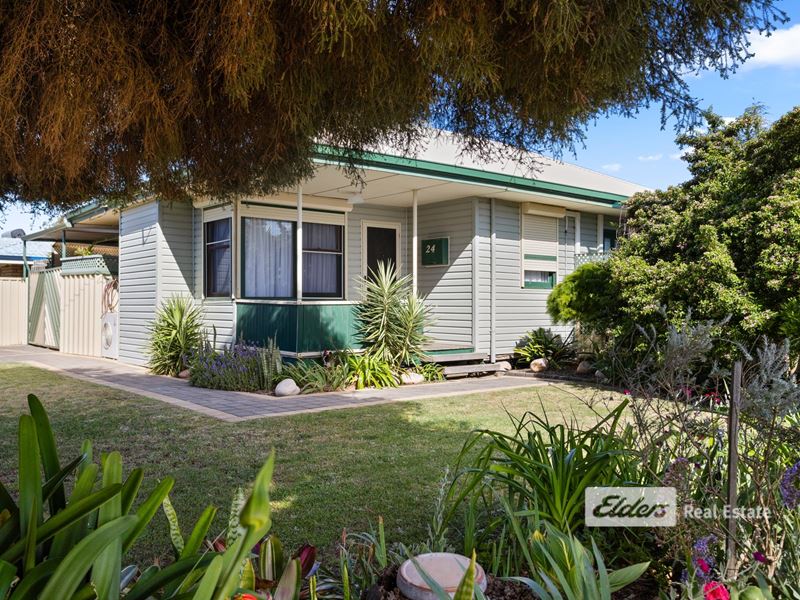 24 Tucker Street, Capel WA 6271