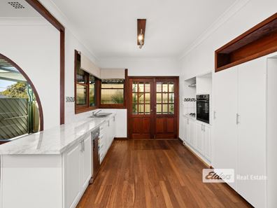 24 Tucker Street, Capel WA 6271