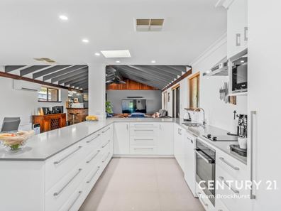 16 Hatcher Way, Parkwood WA 6147
