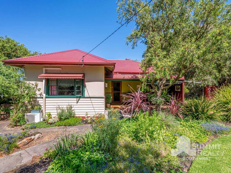 13 Thomson Street, Donnybrook WA 6239