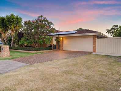 5 Gaze Court, Armadale WA 6112