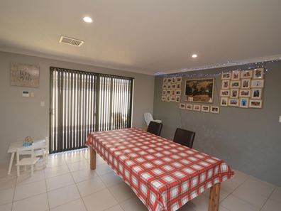 6 Hovea Lane, Pinjarra WA 6208