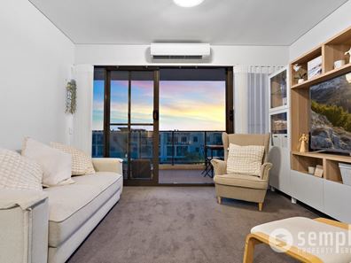 184/2 Signal Terrace, Cockburn Central WA 6164