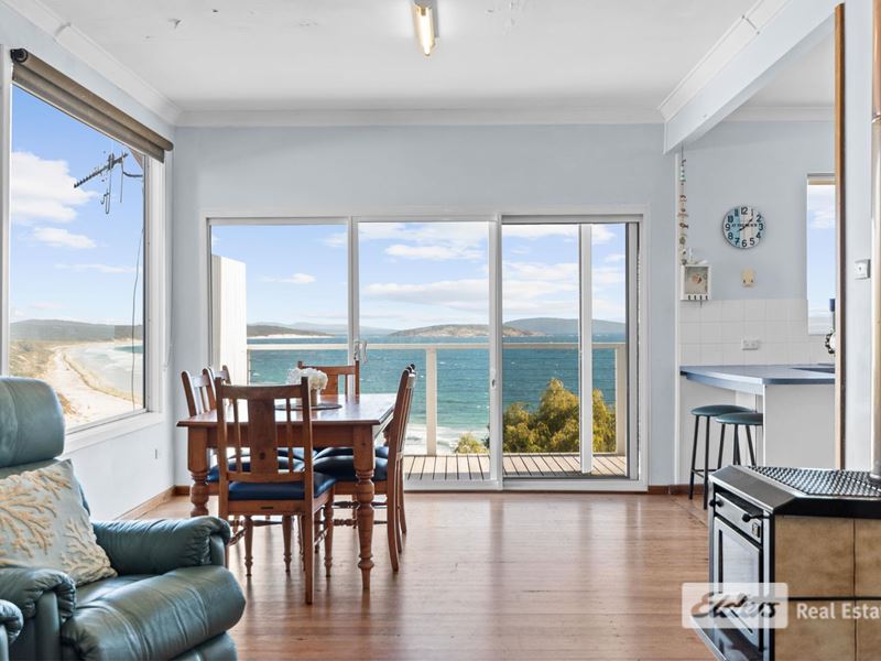 5 St Georges Crescent, Goode Beach