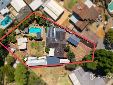 7 Burran Court, Maida Vale WA 6057
