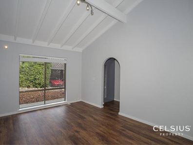 8/113 Abbett St, Scarborough WA 6019