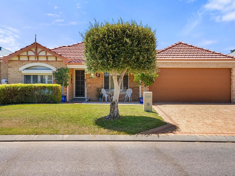 13 Highlander Parade, Rockingham WA 6168