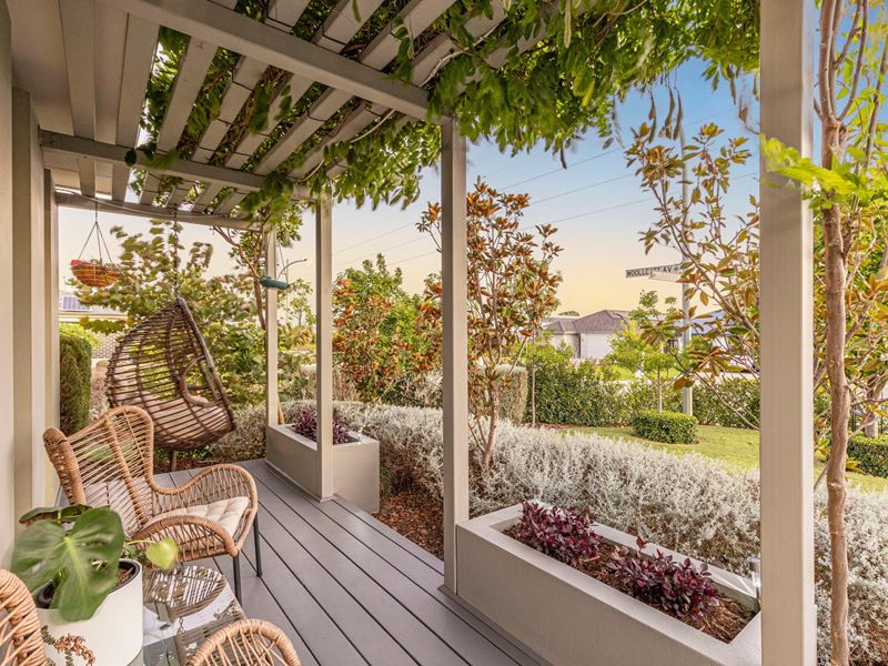 400 Woollcott Avenue, Brabham