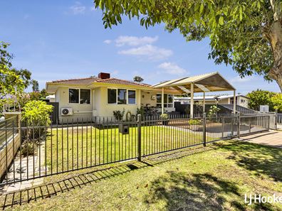 48 Connemara Drive, Thornlie WA 6108