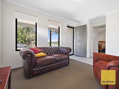 104 Suffolk Street, Caversham WA 6055