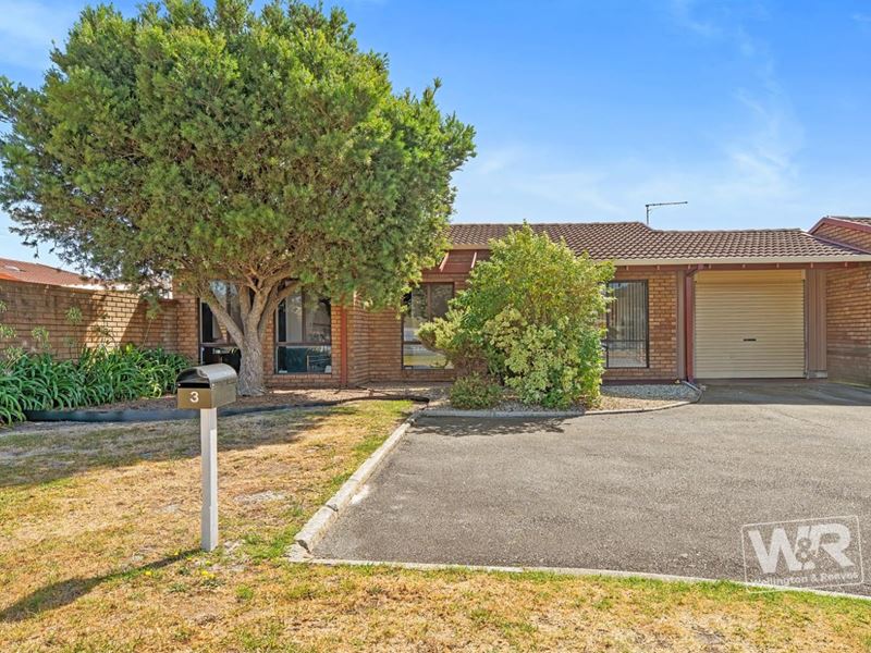 3/220 North Road, Yakamia