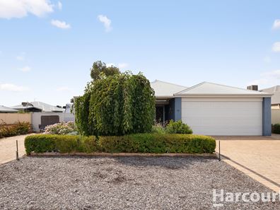 33 Wells Road, Pinjarra WA 6208