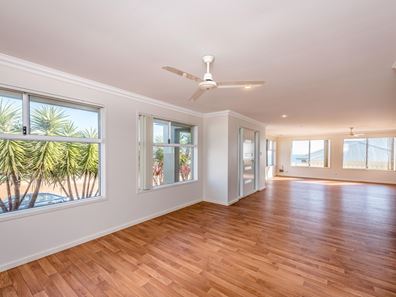 9 Jackson Loop, Wandina WA 6530