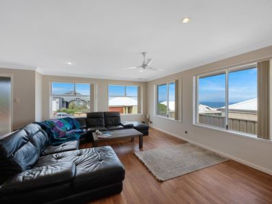 9 Jackson Loop, Wandina WA 6530