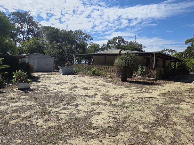 72 Kangaroo Way, Nilgen WA 6044