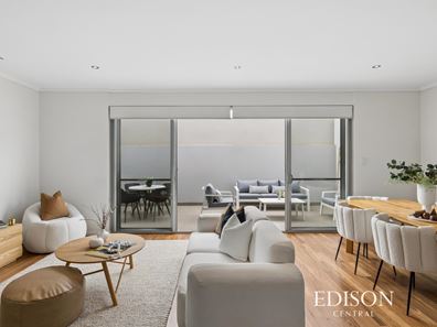 5/2 Braid Street, Perth WA 6000