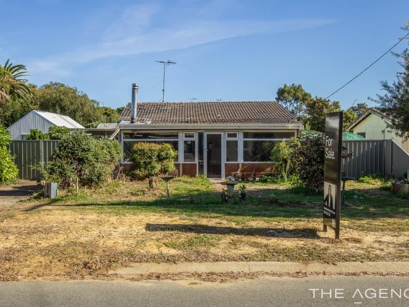 10 Flinders Street, Falcon