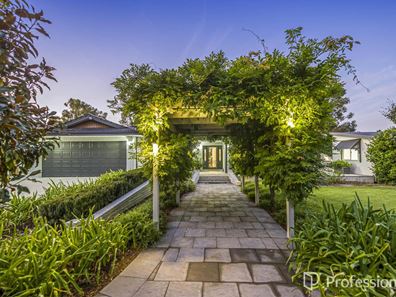 178 Larsen Road, Byford WA 6122