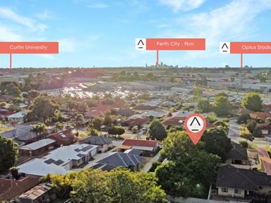 20 Longhurst Way, Queens Park WA 6107