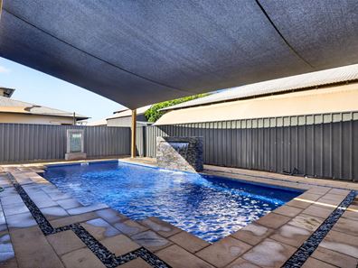 13 Bardurra Street, Baynton WA 6714
