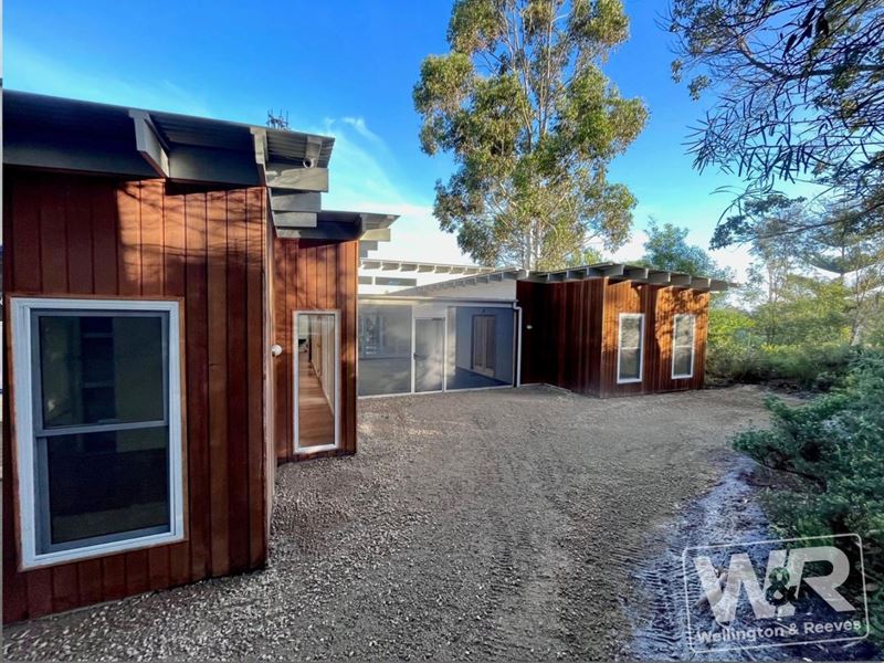 37 Bushby Road, Lower King WA 6330