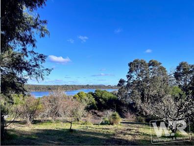 37 Bushby Road, Lower King WA 6330