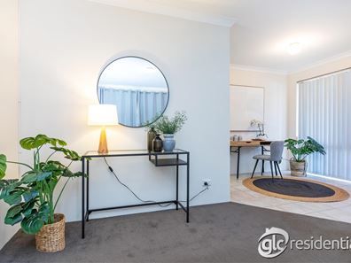 8 Placid Court, South Lake WA 6164