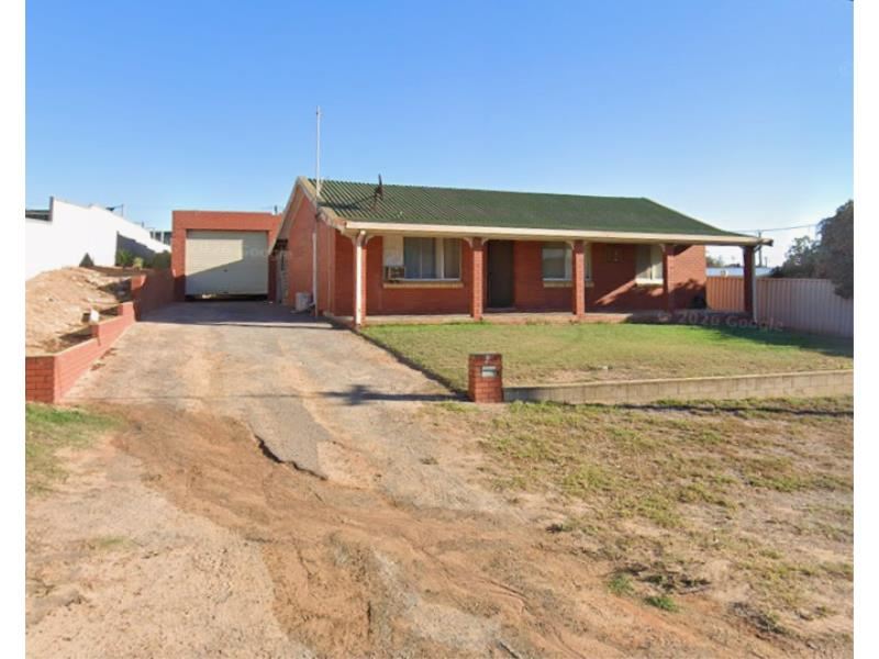 2 Whelan Street, Port Denison