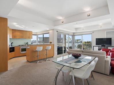 7/152 Mill Point Road, South Perth WA 6151