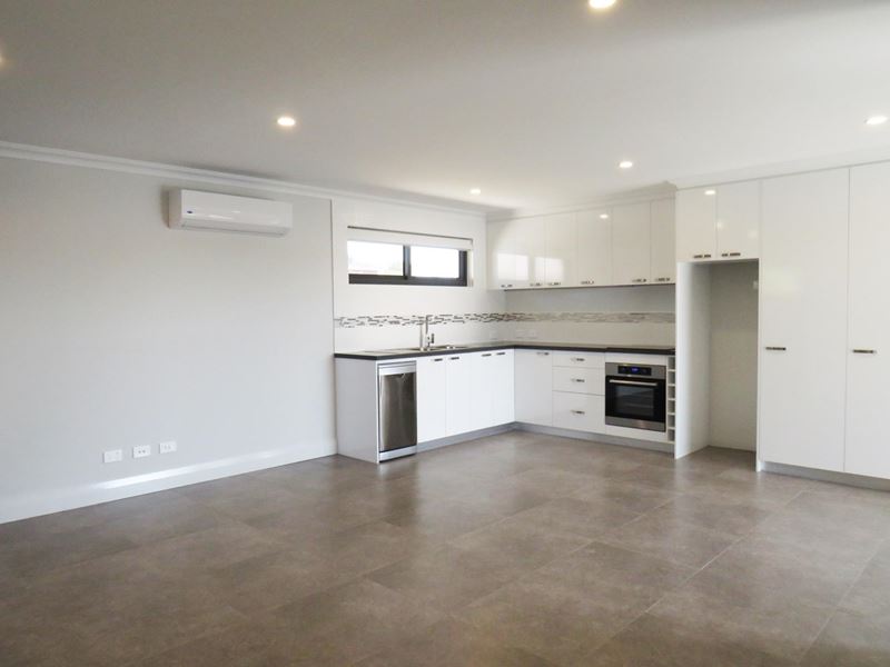 Unit 11 3-5 Kalamunda Road, Kalamunda WA 6076