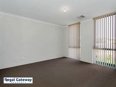 51 Lyon Road, Atwell WA 6164