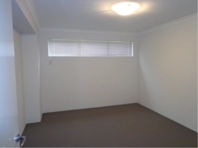 7 Malvern Road, Butler WA 6036