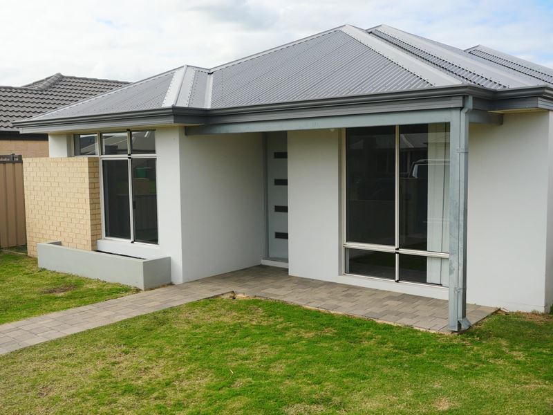 81 Grandite Fairway, Australind
