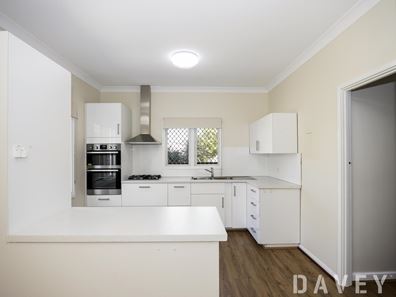 32 Narla Way, Nollamara WA 6061