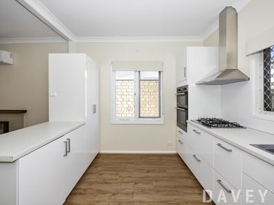 32 Narla Way, Nollamara WA 6061