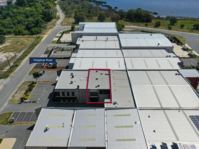 5/437 Yangebup Road, Cockburn Central WA 6164