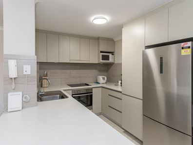 28/40 Wellington Street, East Perth WA 6004