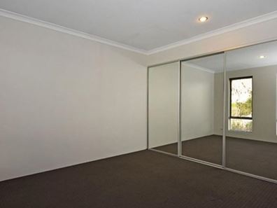 39 Grassdale Parkway, Ellenbrook WA 6069