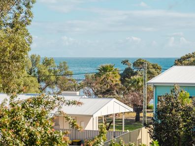 23 Malcolm Street, Bluff Point WA 6530