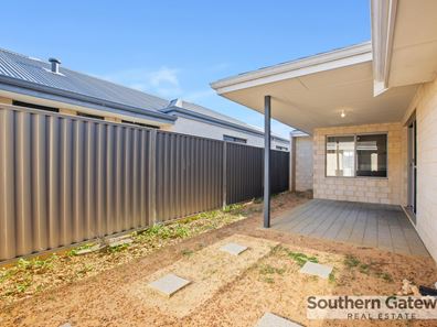 12 Bristow Street, Haynes WA 6112