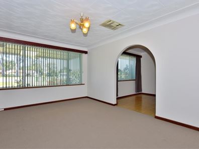 93 Ivanhoe Street, Eden Hill WA 6054