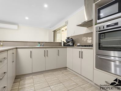 8/11 Cripps Way, Mount Tarcoola WA 6530