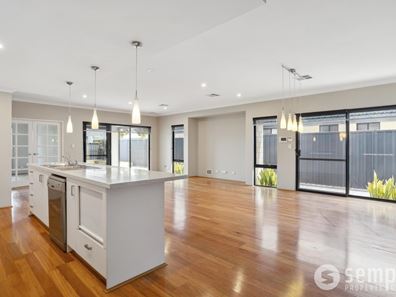 22 Baumea Turn, Hammond Park WA 6164