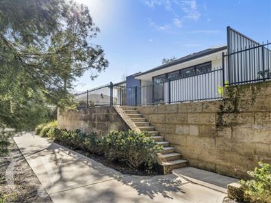 11 Dardanup Lane, Baldivis WA 6171