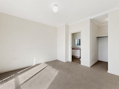 24 Reseda Elbow, Banksia Grove WA 6031