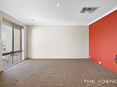 10 Veneta Circuit, Atwell WA 6164
