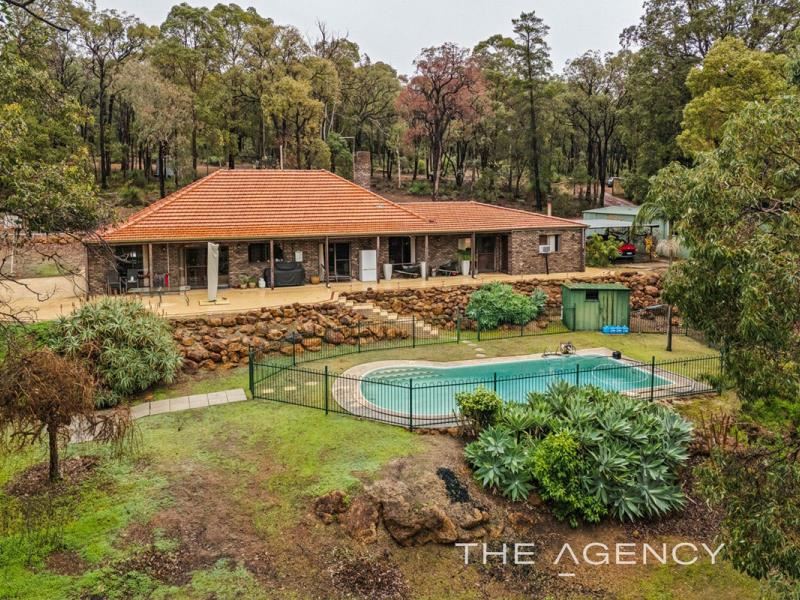 250 Tomlinson Road, Hovea